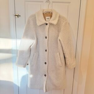 Abercrombie & Fitch White Teddy Coat